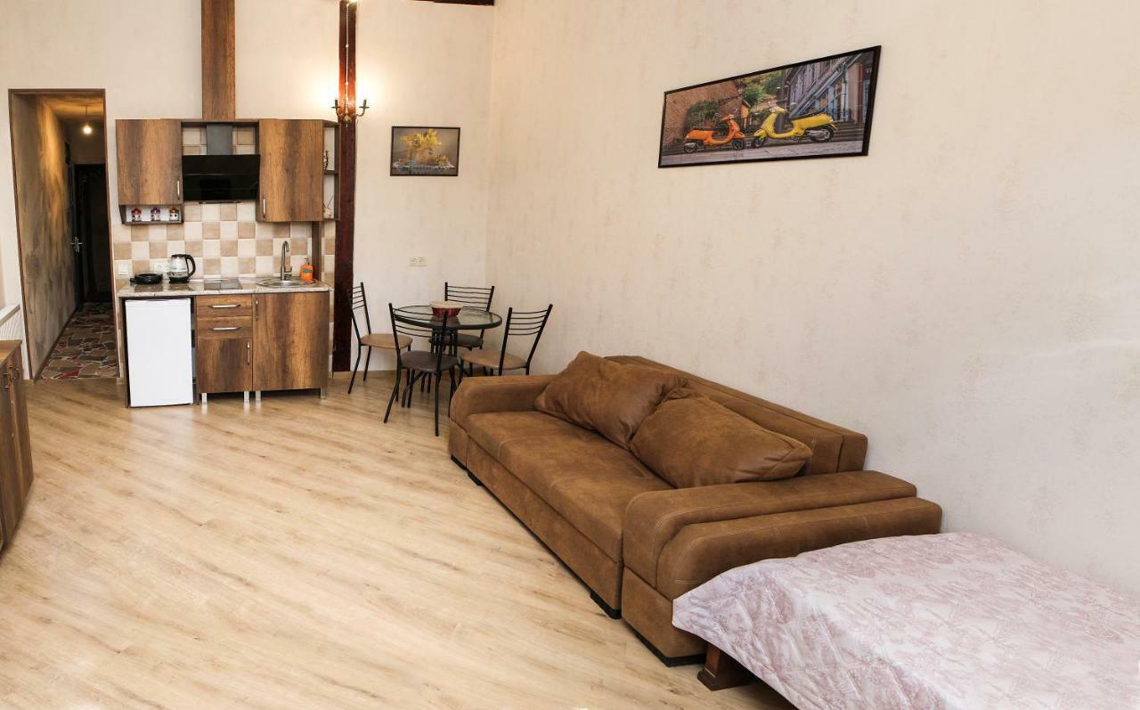 Natia'S Apartment On Dadiani St. 1 Tiflis Exterior foto